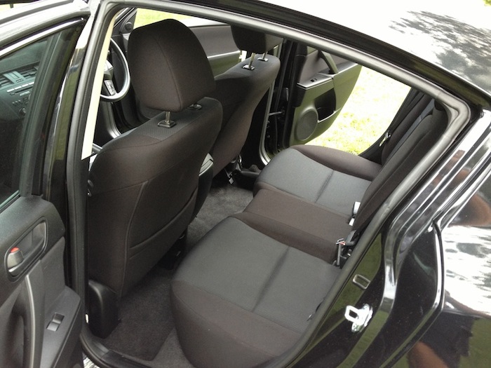 2010 Mazda 3 Bl Series 1 Neo Black 1303 Interior Rear